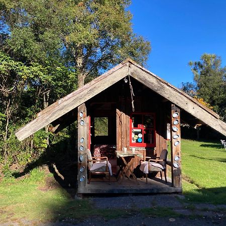 Whare&Geothermal Pool By Lake Taupo Turangi Esterno foto